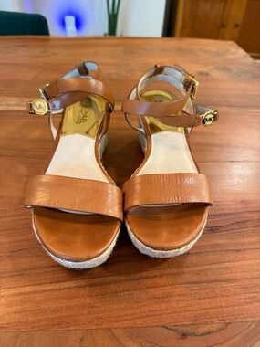 Michael Kors Luggage Tan Leather Ankle Strap Espadrille Wedge size 6